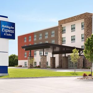 Holiday Inn Express & Suites - Savannah W - Chatham Parkway, An Ihg Hotel